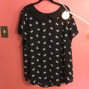Torrid Peter Pan Collar Bow Print Top